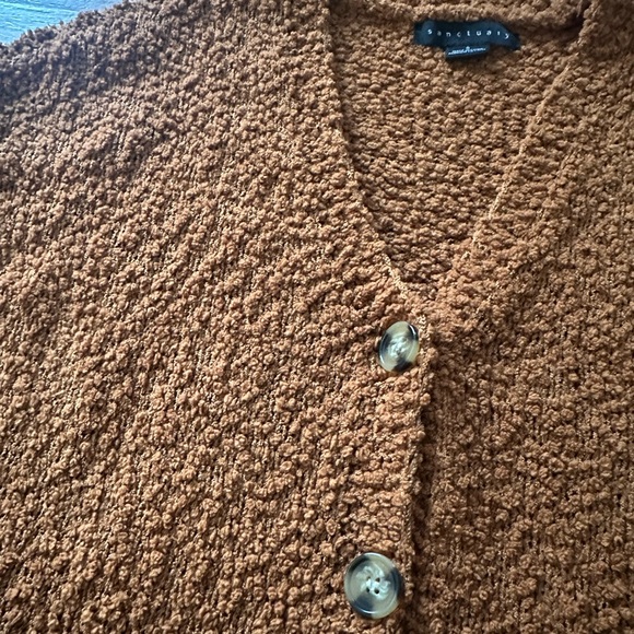 Cozy Brown Button-Up Cardigan - Picture 3 of 4